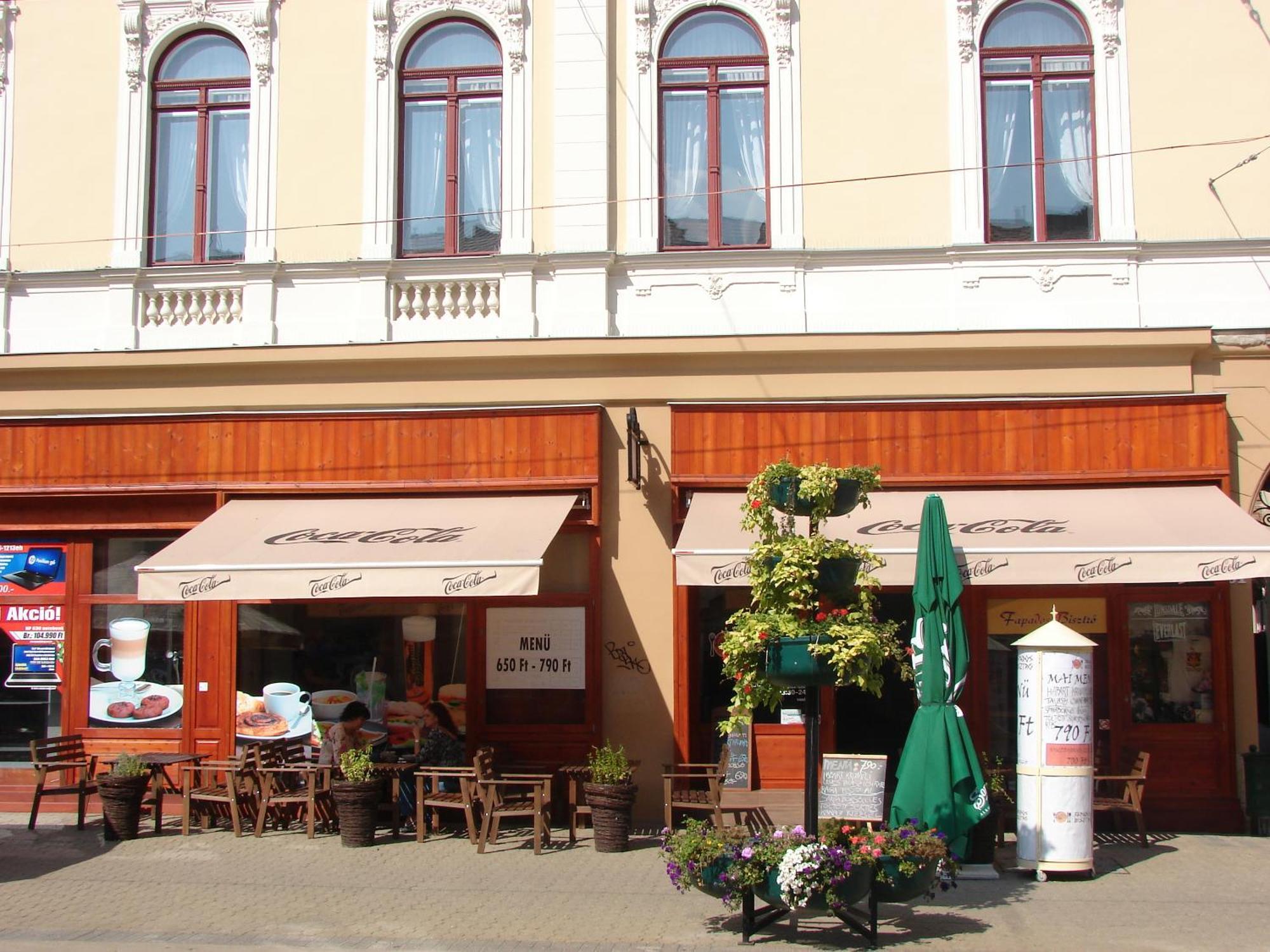 Promenade Panzio Bed and Breakfast Miskolc Eksteriør billede
