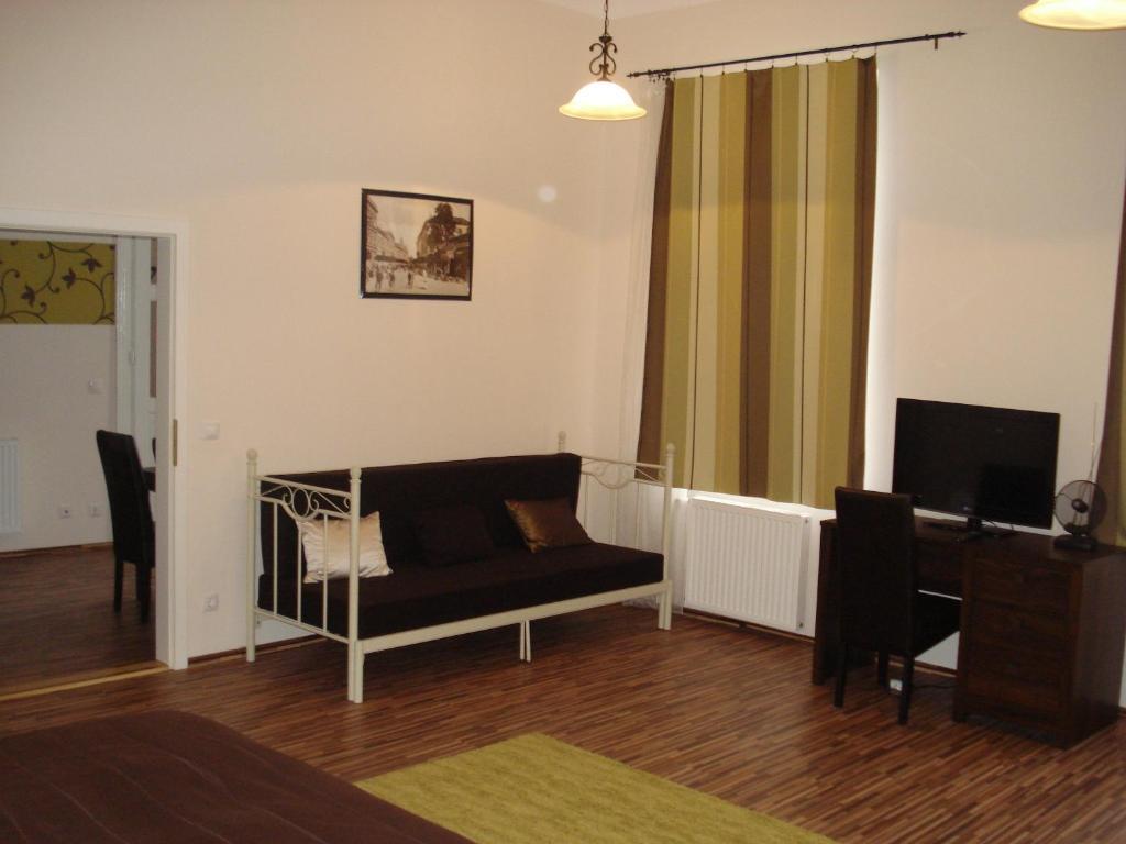 Promenade Panzio Bed and Breakfast Miskolc Værelse billede