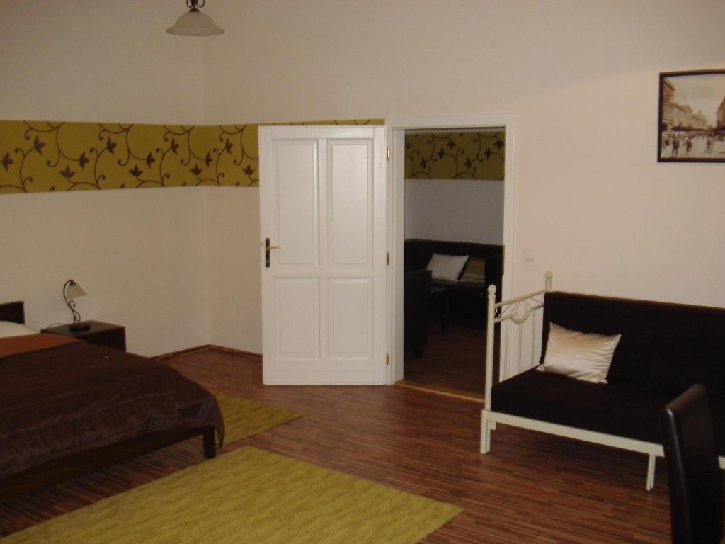 Promenade Panzio Bed and Breakfast Miskolc Værelse billede