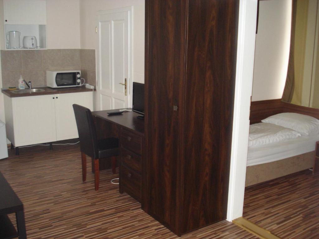 Promenade Panzio Bed and Breakfast Miskolc Værelse billede