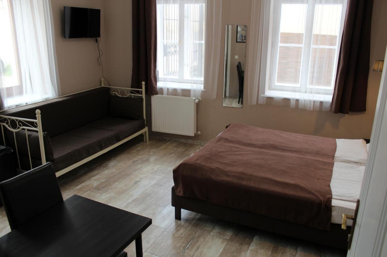 Promenade Panzio Bed and Breakfast Miskolc Eksteriør billede