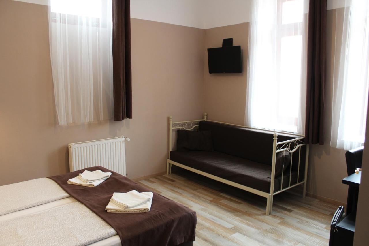 Promenade Panzio Bed and Breakfast Miskolc Eksteriør billede